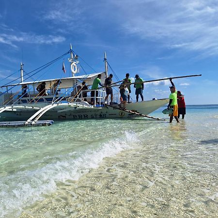 Island Front - Bangcogon Resort And Restaurant Oslob Exterior photo