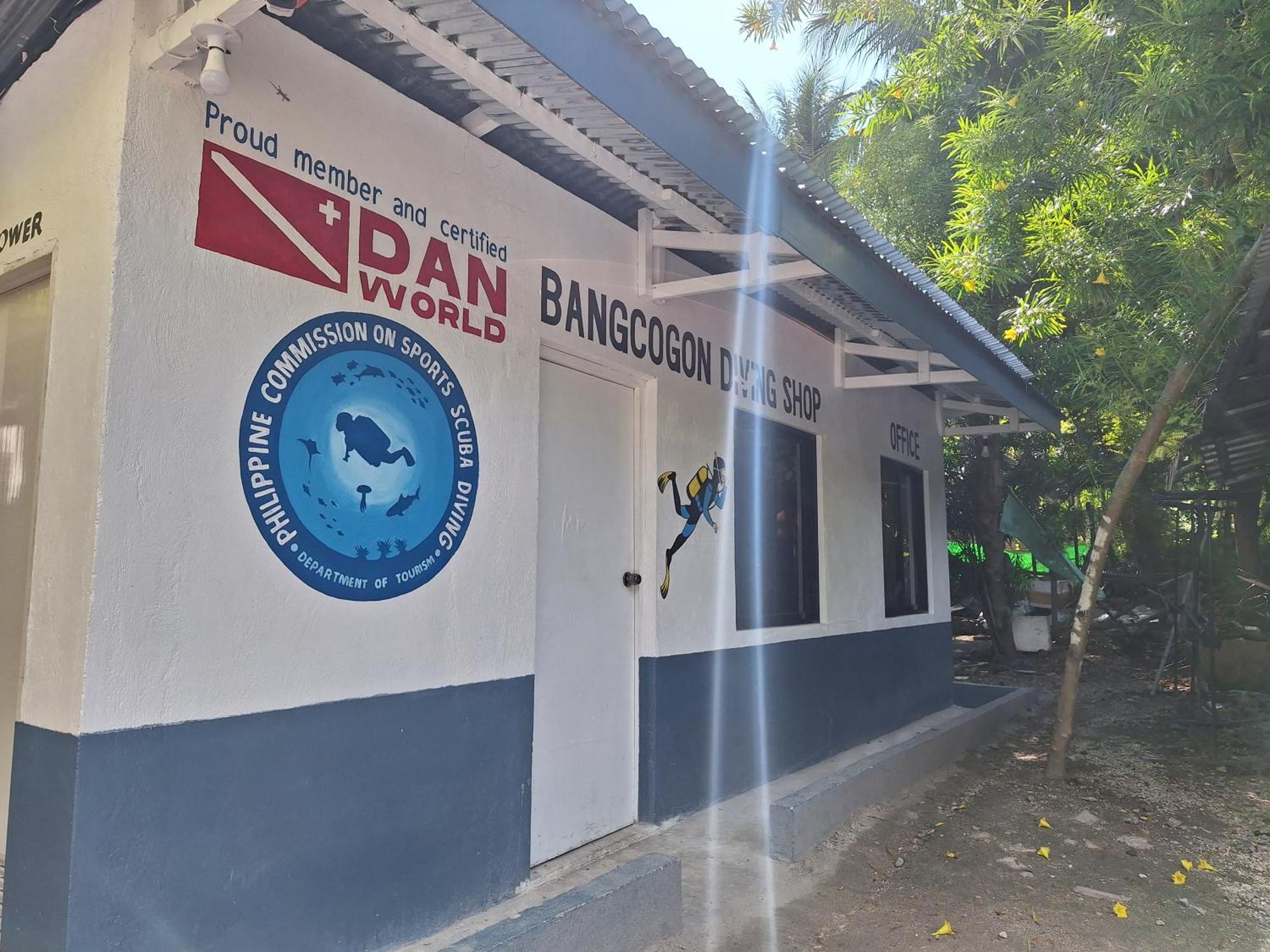 Island Front - Bangcogon Resort And Restaurant Oslob Exterior photo